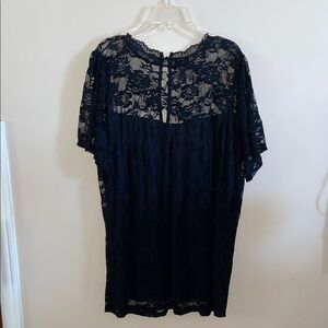 Torrid short sleeve lace top